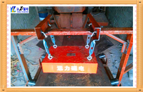 懸掛式永磁除鐵器，山西懸掛式永磁除鐵器生產(chǎn)_內(nèi)部磁塊安裝方法_山西懸掛式永磁除鐵器生產(chǎn)原理型號價格
